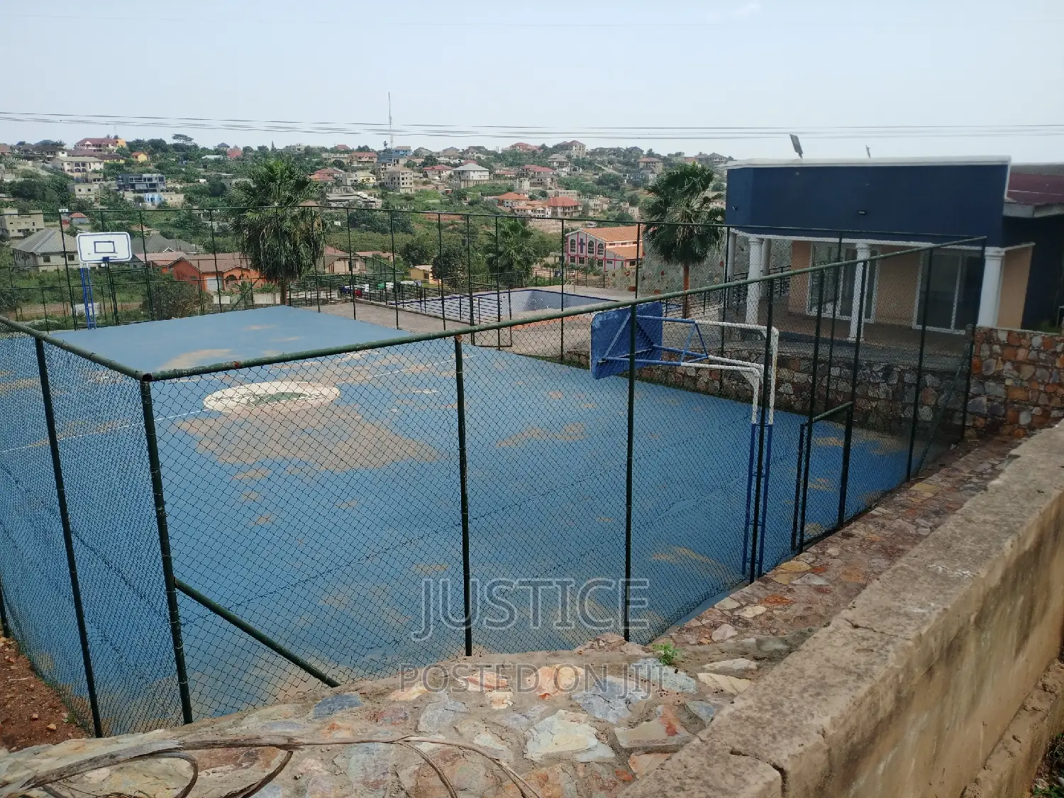 2bdrm Apartment in Kwabenya for sale in Kwabenya