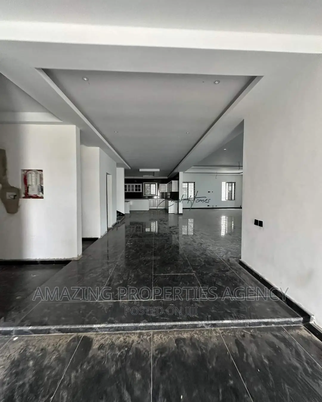 7bdrm House in 7 Bedroom Swim Pool  for sale in East Legon