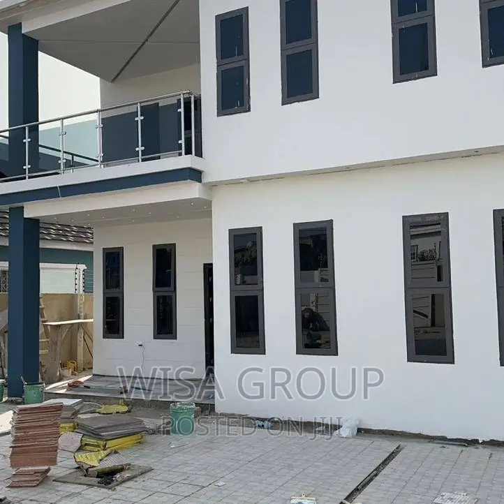 5bdrm Duplex in Wisa Groups, Accra Metropolitan for sale in Accra Metropolitan