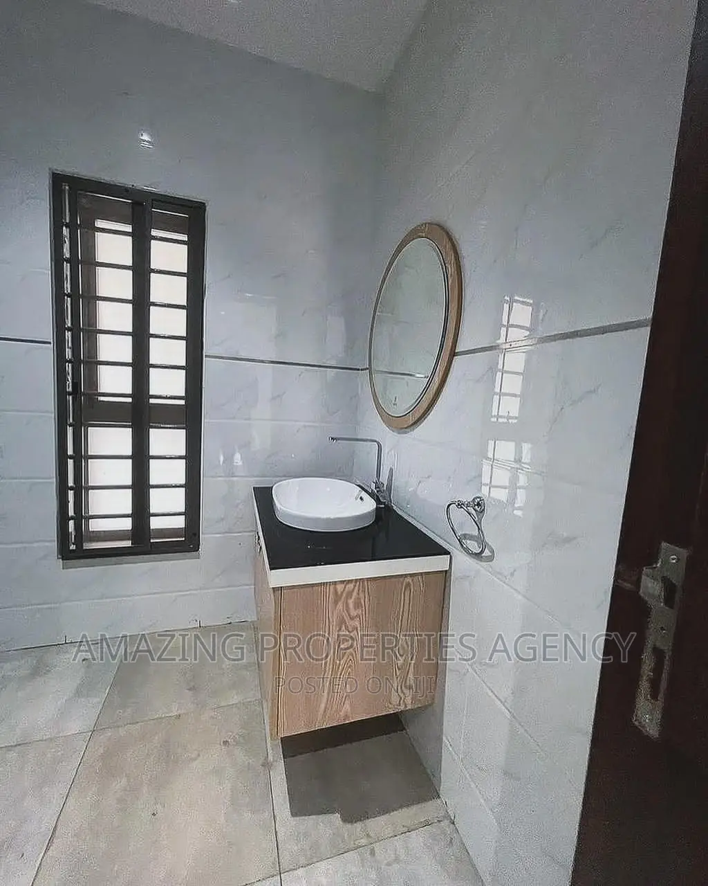 4bdrm House in East Legon for sale in East Legon