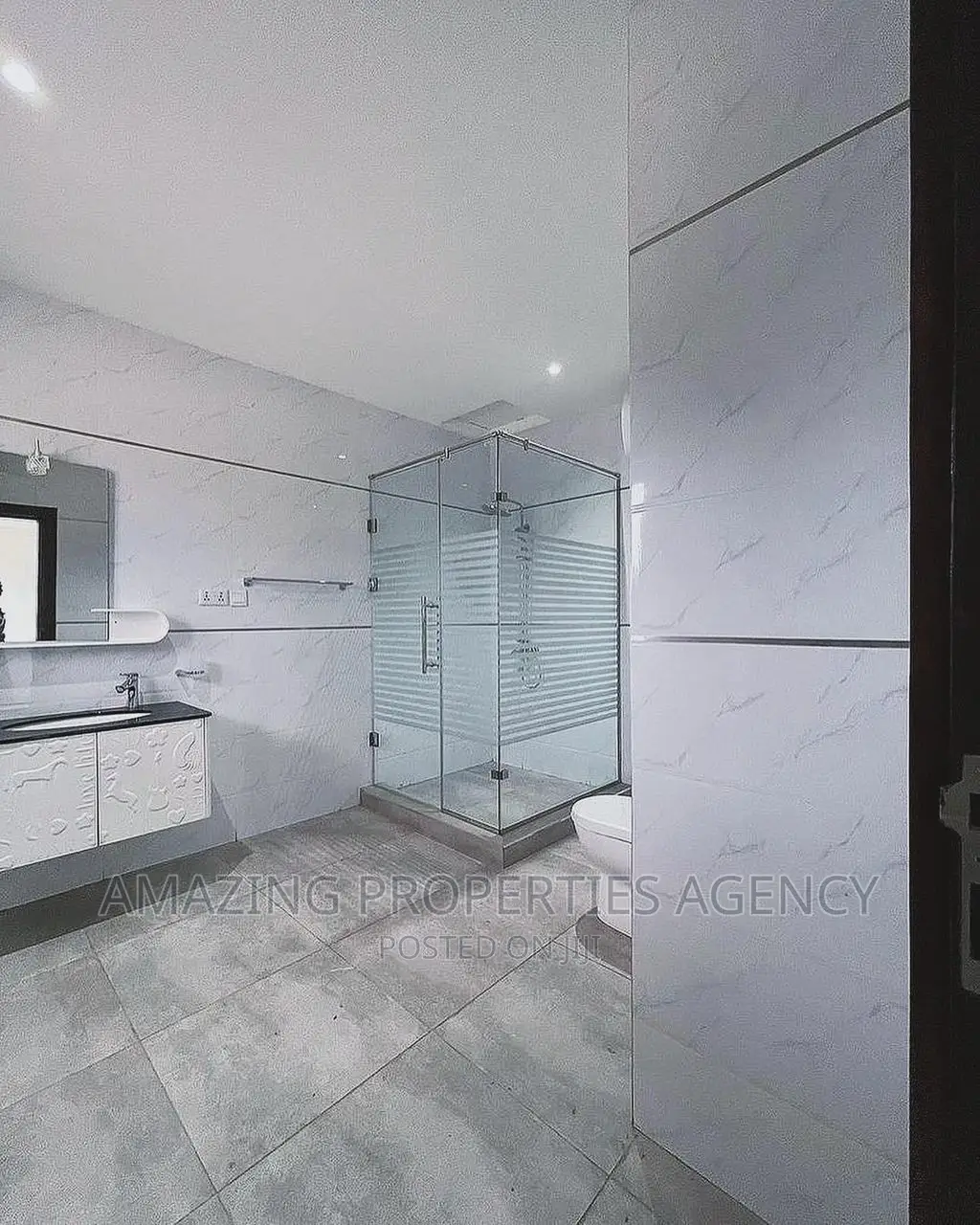 4bdrm House in East Legon for sale in East Legon