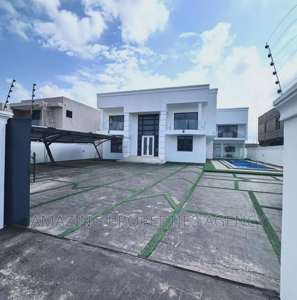 4bdrm House in East Legon for sale in East Legon