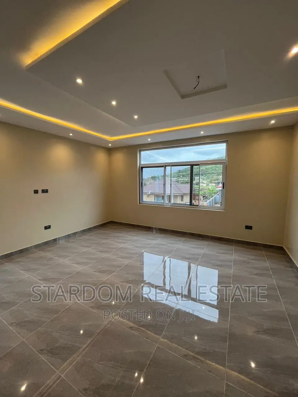 4bdrm Duplex in Oyarifa Mall Area for rent in Oyarifa Mall Area
