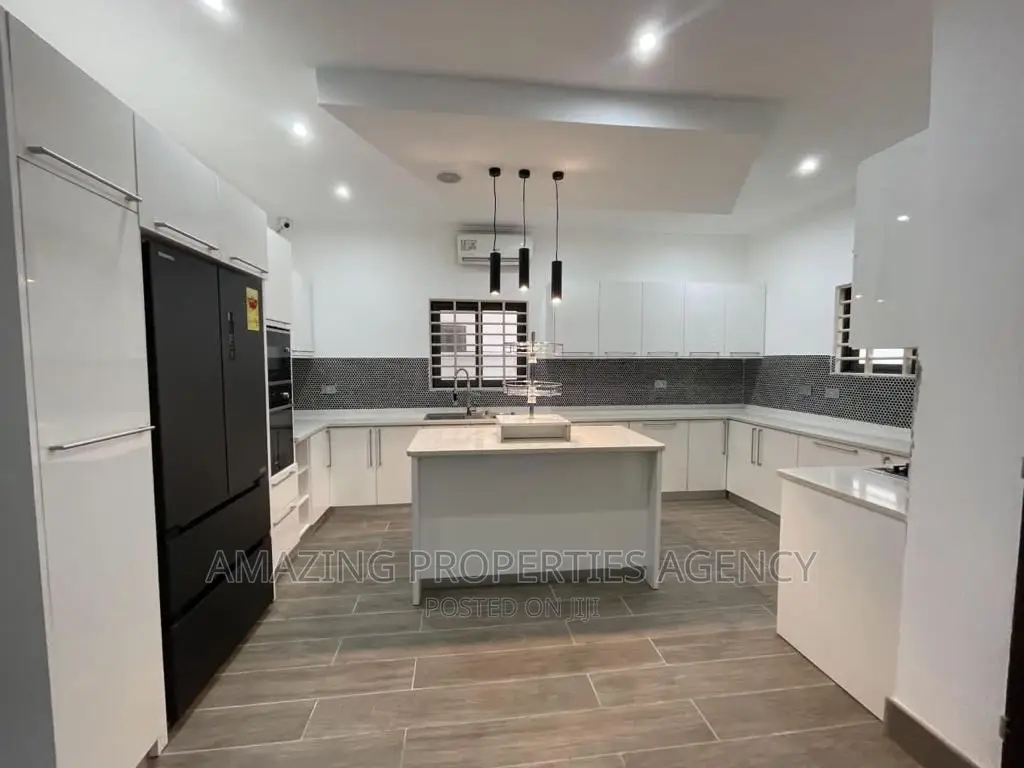 Furnished 4bdrm House in Lashibi, Spintex for sale in Spintex