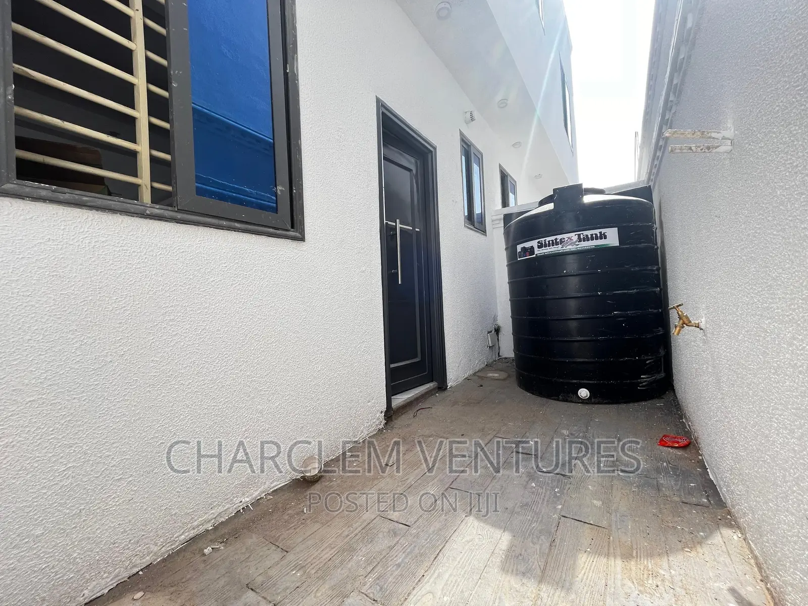 2bdrm Townhouse/Terrace in Charclem Ventures, East Legon for sale in East Legon