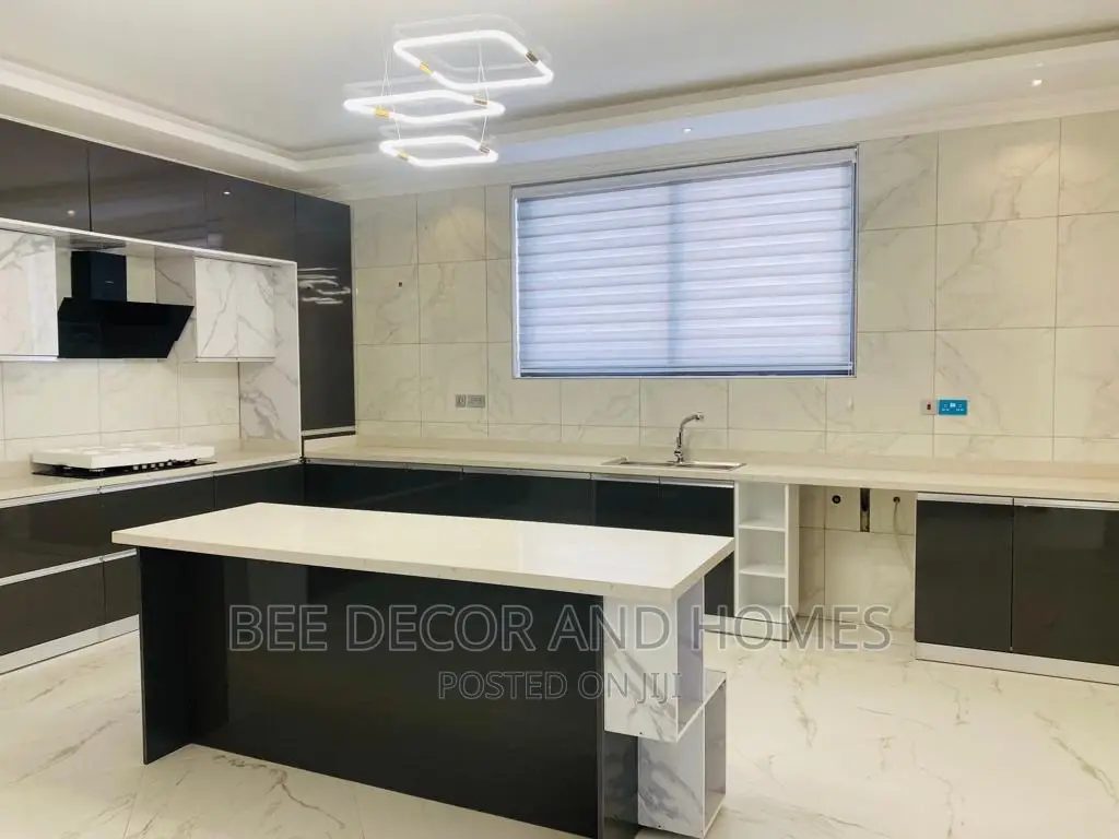 Furnished 6bdrm House in Bee Decor & Home’S, East Legon for sale in East Legon