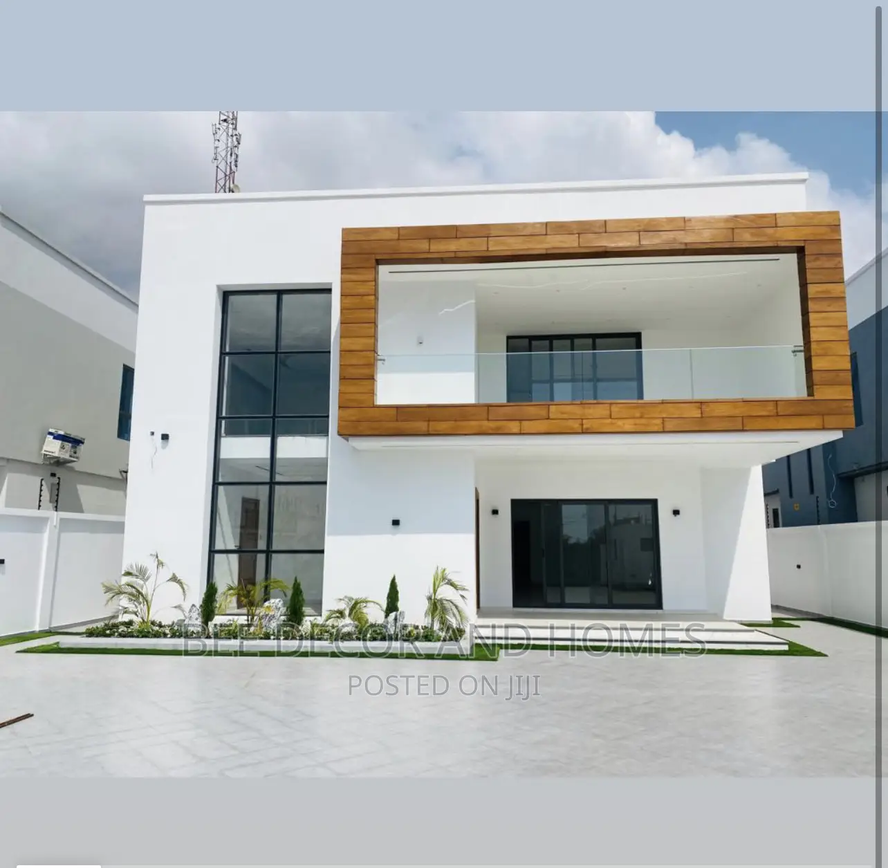 Furnished 6bdrm House in Bee Decor & Home’S, East Legon for sale in East Legon