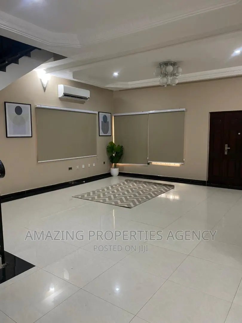 4bdrm Townhouse/Terrace in Cantonments for sale in Cantonments
