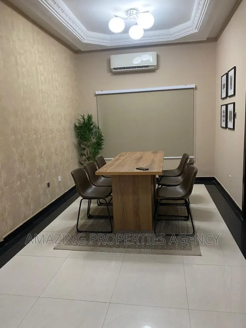 4bdrm Townhouse/Terrace in Cantonments for sale in Cantonments