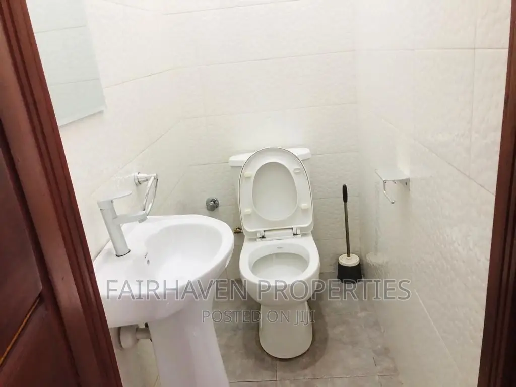 3bdrm House in Spintex for sale in Spintex