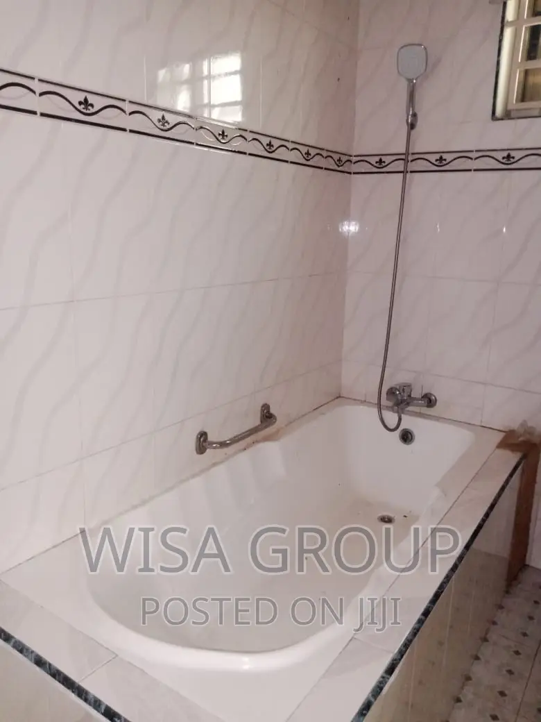 5bdrm House in Wisa Groups, Accra Metropolitan for rent in Accra Metropolitan
