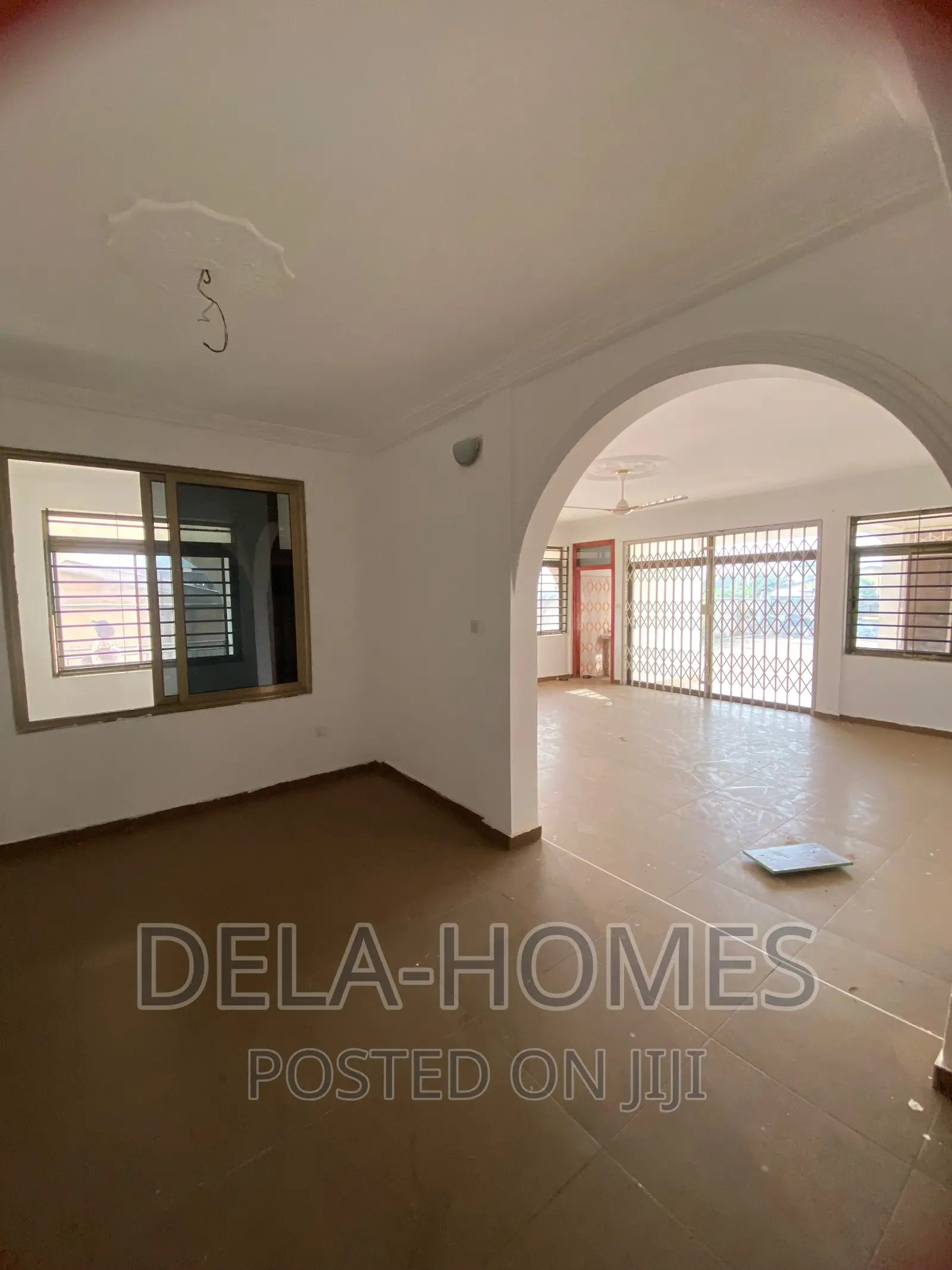 4bdrm Apartment in Ashiyie, Adenta for rent in Adenta