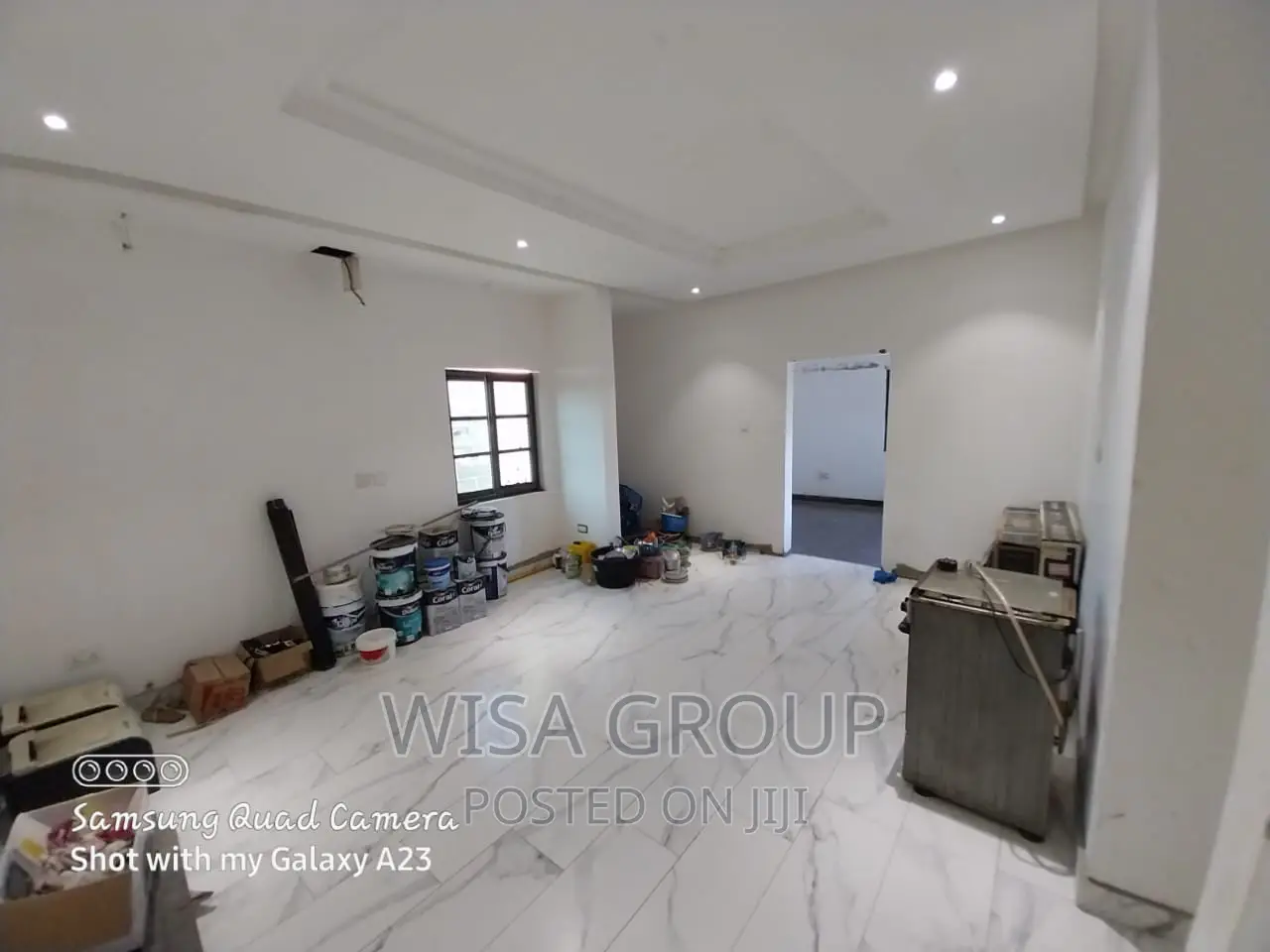 6bdrm Mansion in Wisa Groups, Last Stop for sale in Last Stop