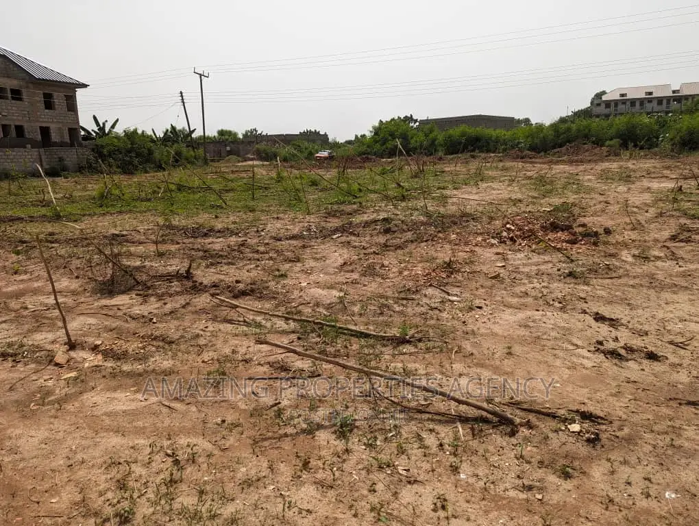*Land for Sale* Adenta Sakora Size: 2.74 Acres in Adenta