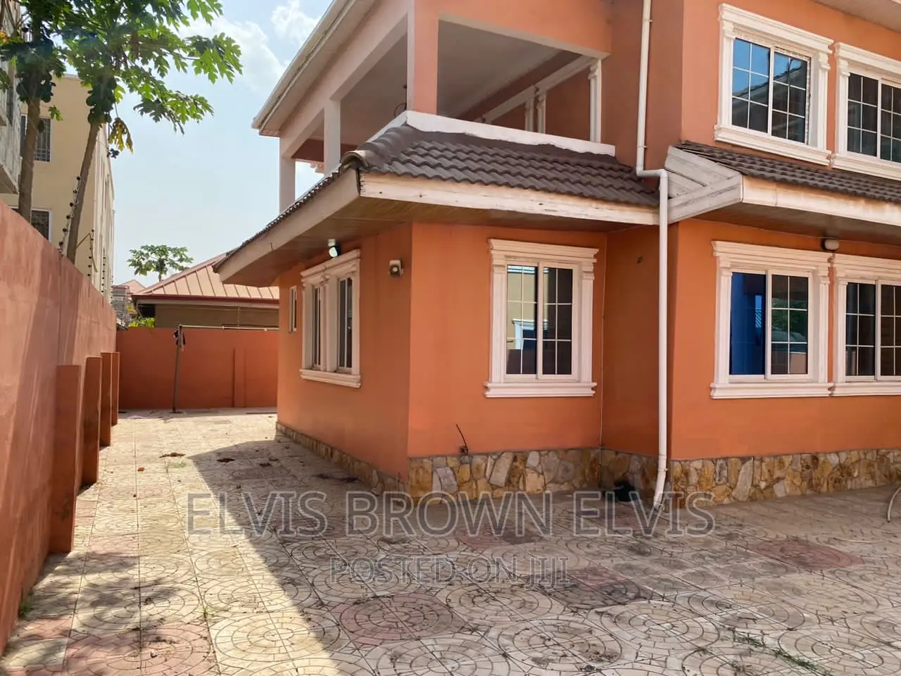 5bdrm Duplex in West Trasacco, Adjiriganor for rent in Adjiriganor