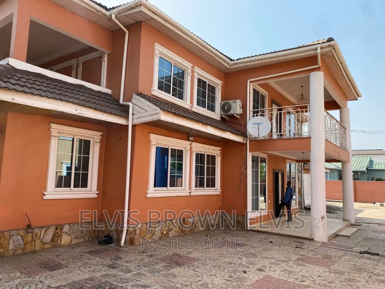 5bdrm Duplex in West Trasacco, Adjiriganor for rent in Adjiriganor