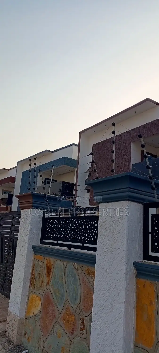 4bdrm Duplex in Pleasant Properties, Spintex for sale in Spintex