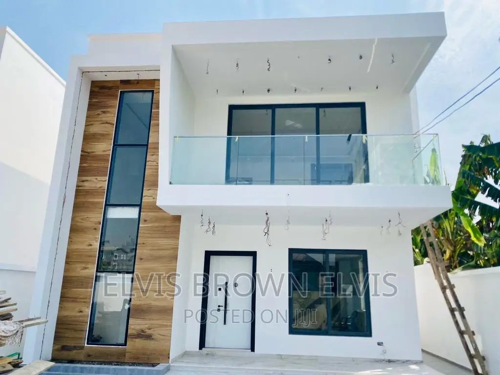 4bdrm House in East Legon American for sale in East Legon