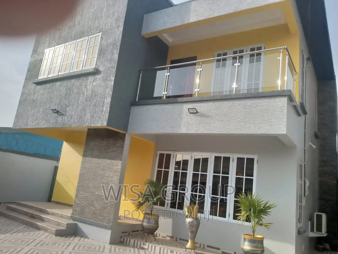 4bdrm Duplex in Wisa Groups, Last Stop for rent in Last Stop