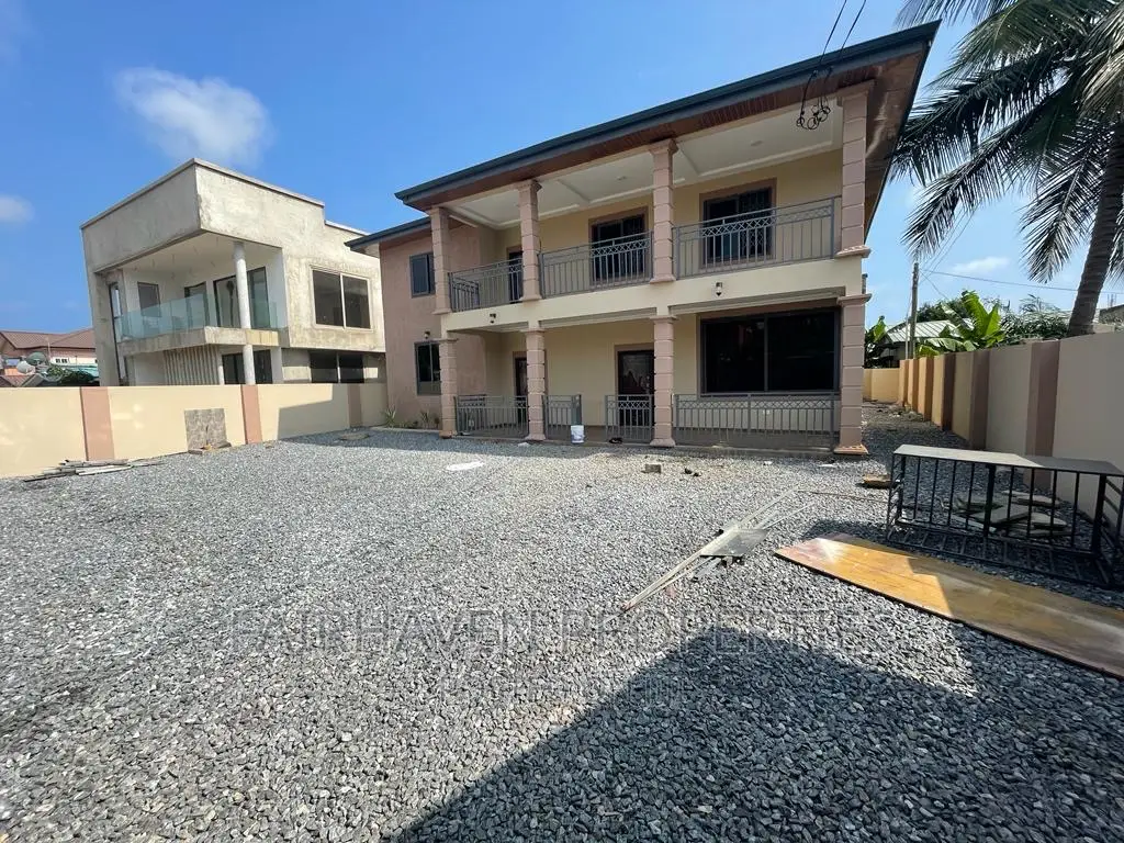 5bdrm House in East Airport for rent in Airport Residential Area