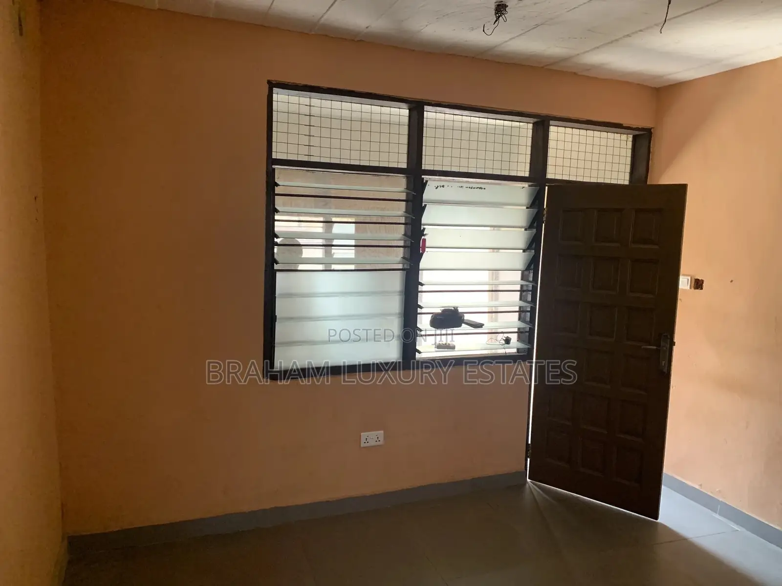 1bdrm Apartment in Maritime Area, Nungua for rent in Nungua