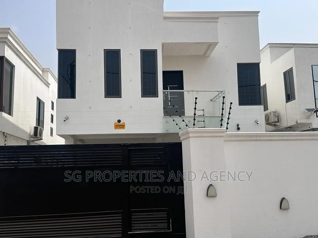 4bdrm Mansion in East Legon for sale in East Legon