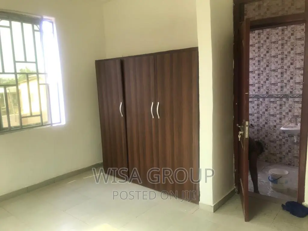 5bdrm Duplex in Wisa Groups, Accra Metropolitan for rent in Accra Metropolitan
