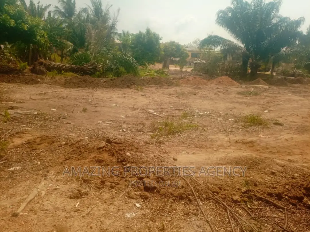 5 Plots (0.79acres of Main Roadside Land for Sale Oyibi Road in East Legon