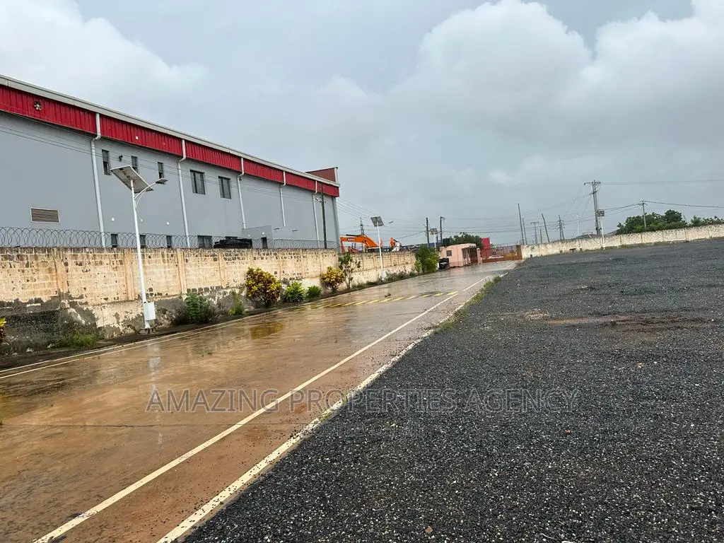 Warehouse Space Is 5000sqm in Tema Metropolitan