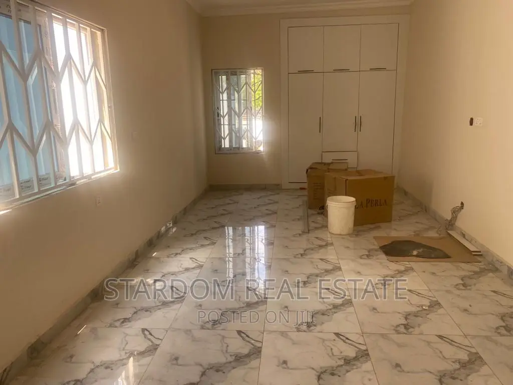 3bdrm Duplex in Spintex for rent in Spintex