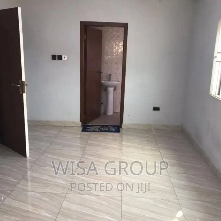5bdrm Duplex in Wisa Groups, Accra Metropolitan for rent in Accra Metropolitan