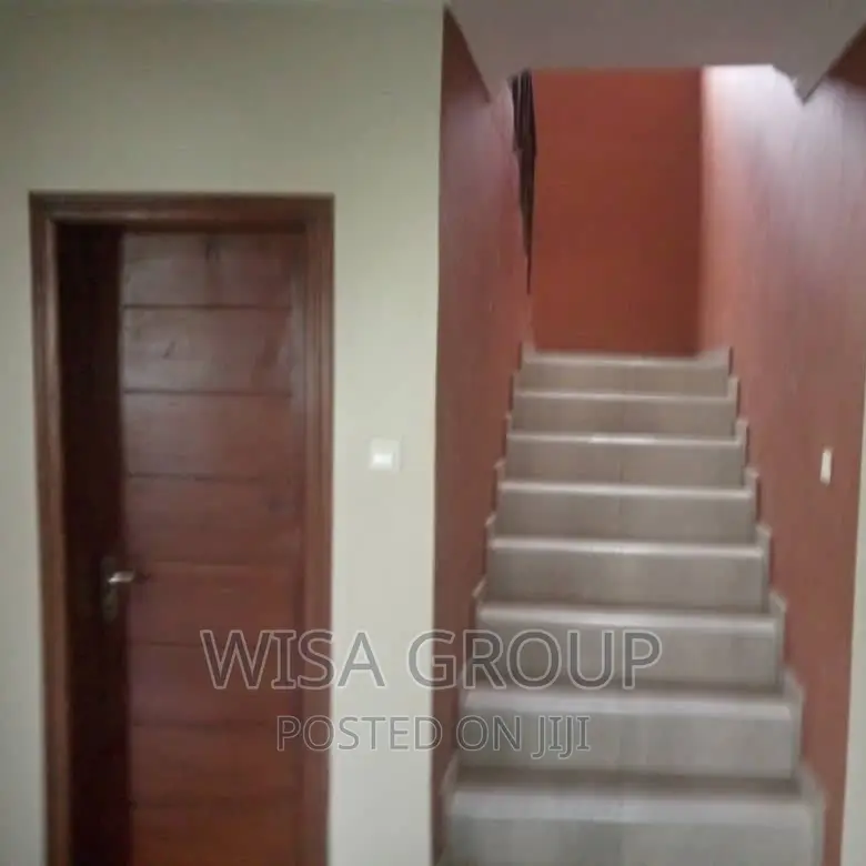 5bdrm Duplex in Wisa Groups, Accra Metropolitan for rent in Accra Metropolitan