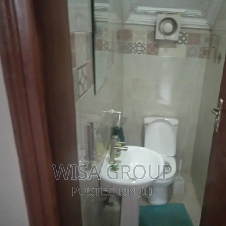 5bdrm Duplex in Wisa Groups, Accra Metropolitan for rent in Accra Metropolitan