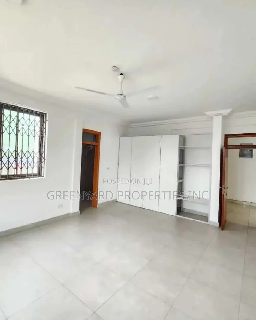 3bdrm Apartment in American House, East Legon for rent in East Legon