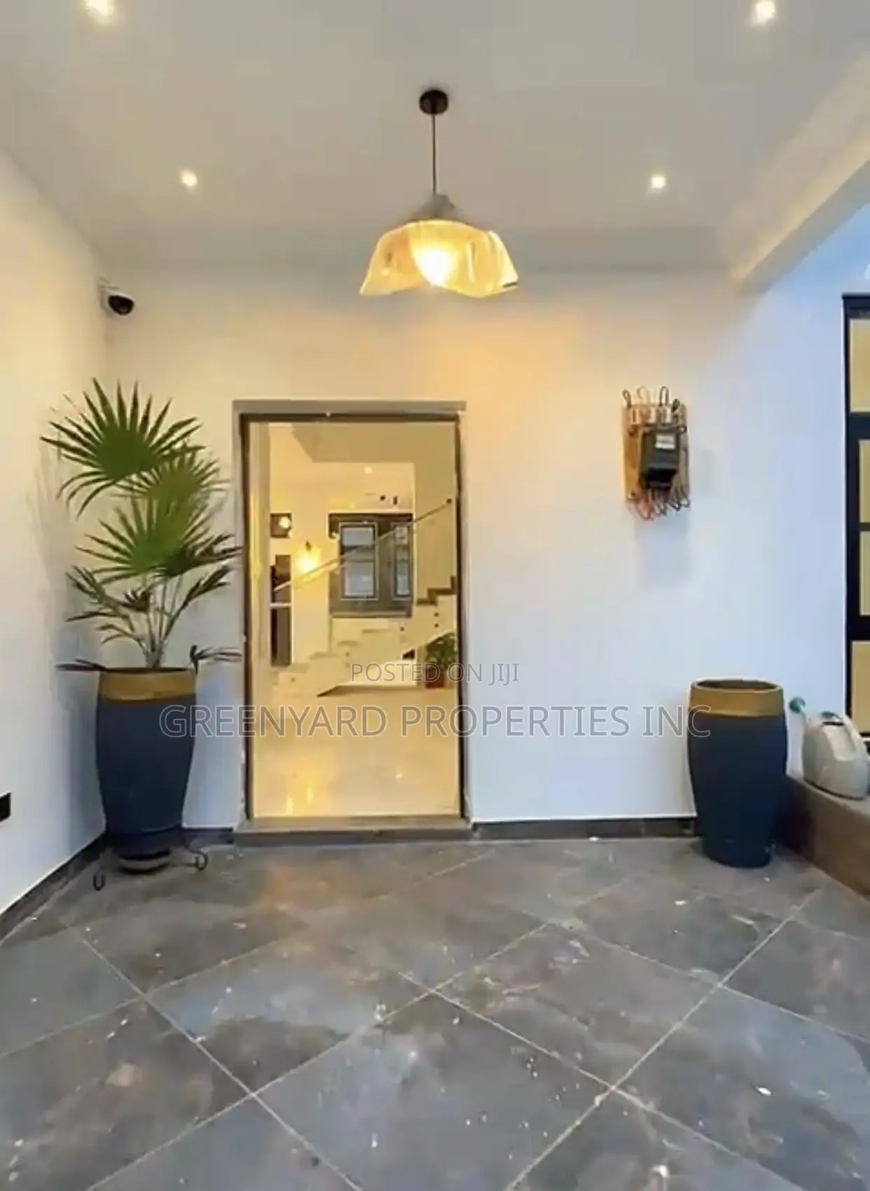 4bdrm Townhouse/Terrace in Anc Mall, East Legon for sale in East Legon