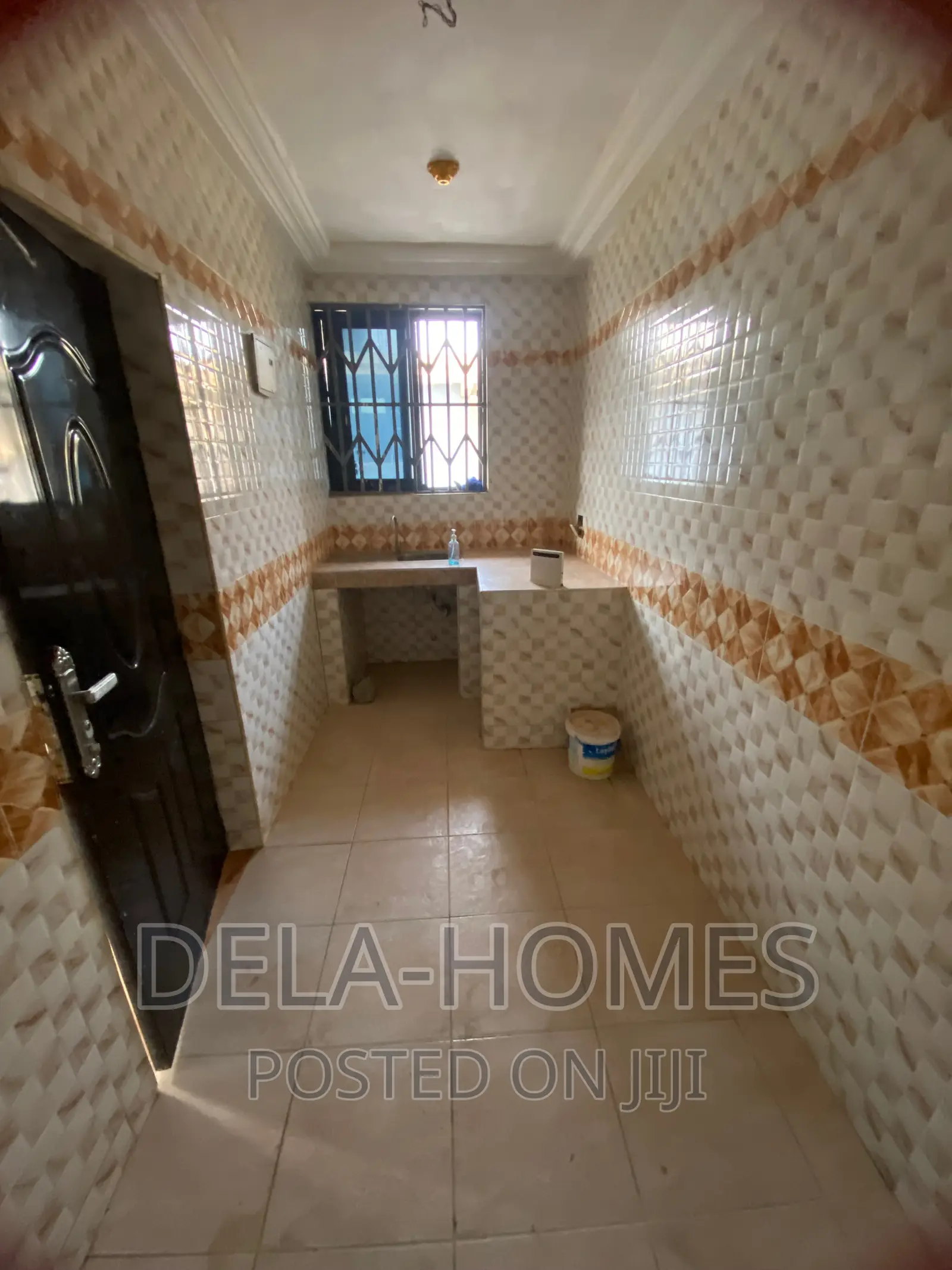 Chamber and Hall Self Contained for Rent at ADENTA. in Adenta