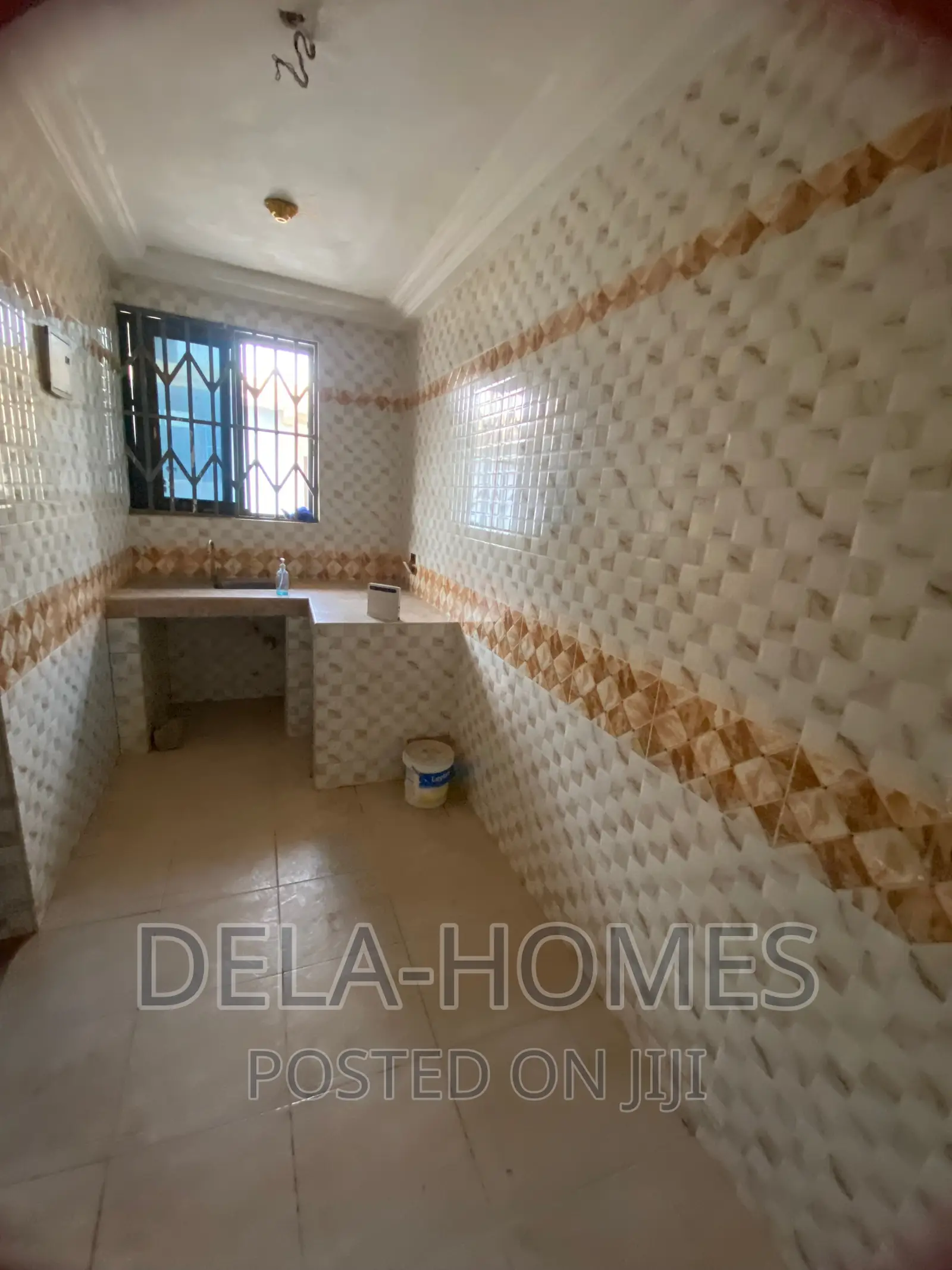 Chamber and Hall Self Contained for Rent at ADENTA. in Adenta