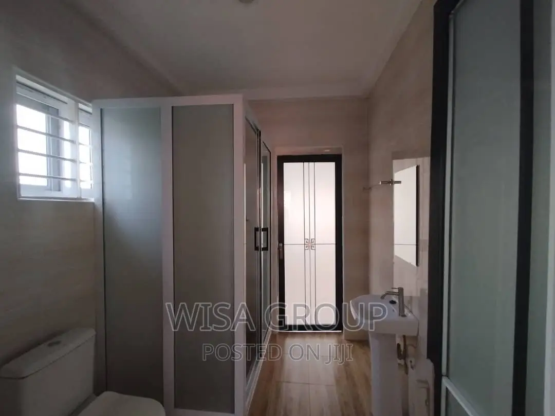 3bdrm Duplex in Wisa Groups, Accra Metropolitan for sale in Accra Metropolitan