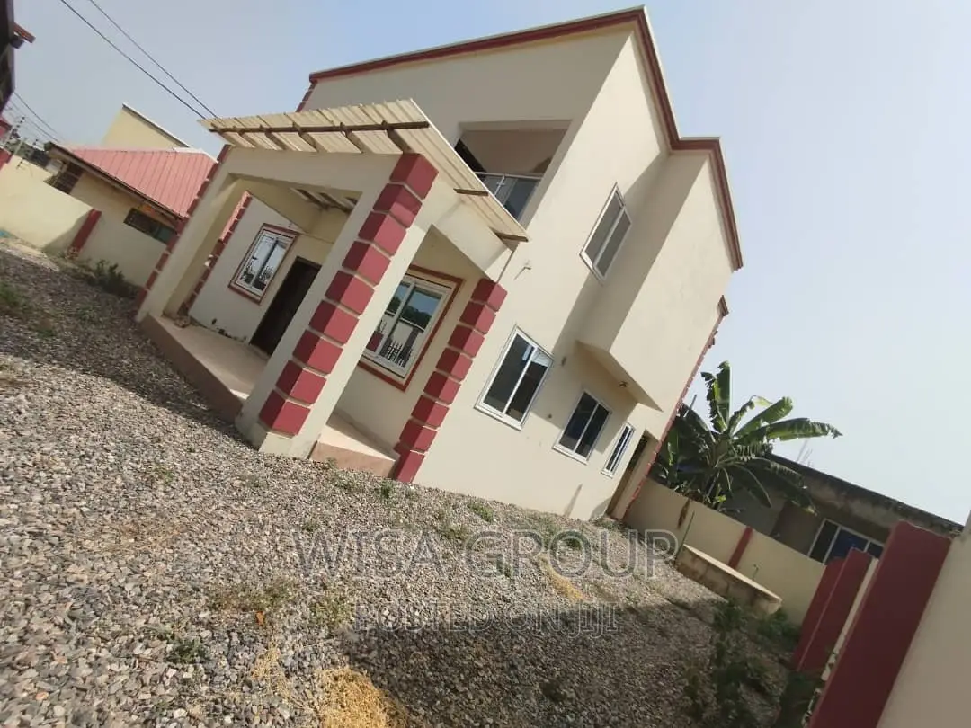 3bdrm Duplex in Wisa Groups, Accra Metropolitan for sale in Accra Metropolitan