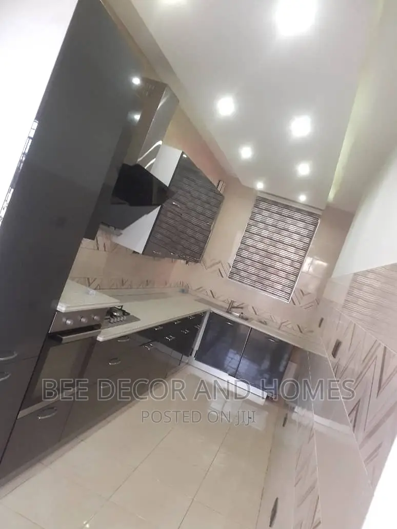 4bdrm Mansion in Bee Decor & Home’S, North Legon for rent in North Legon