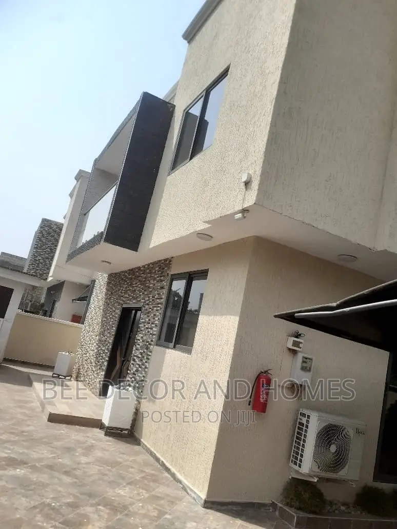 4bdrm Mansion in Bee Decor & Home’S, North Legon for rent in North Legon