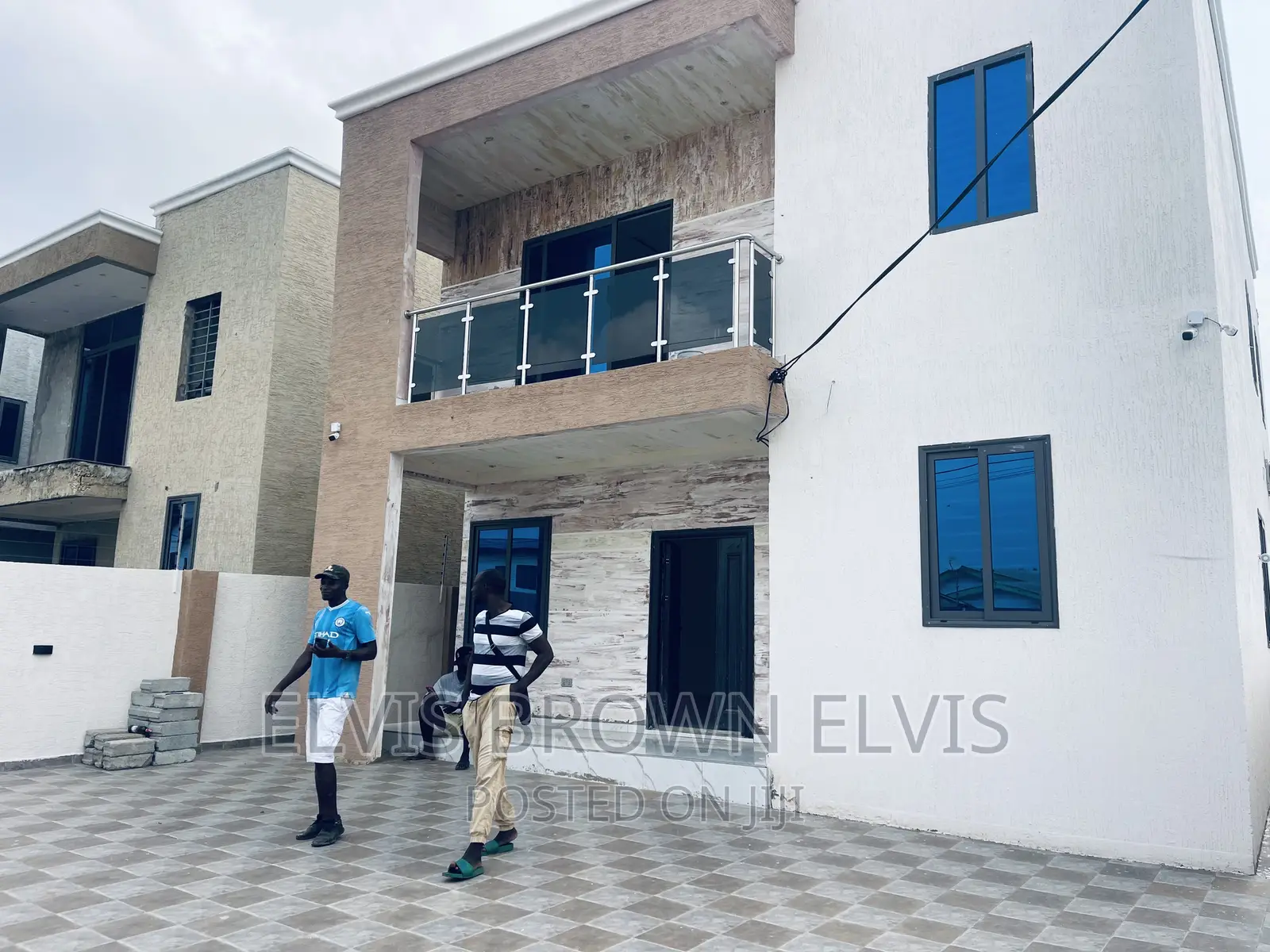 3bdrm Duplex in Botwe School for sale in Ashaley Botwe