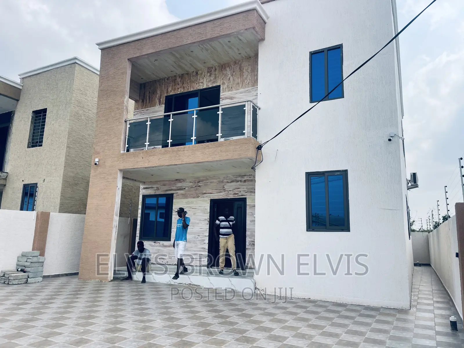 3bdrm Duplex in Botwe School for sale in Ashaley Botwe