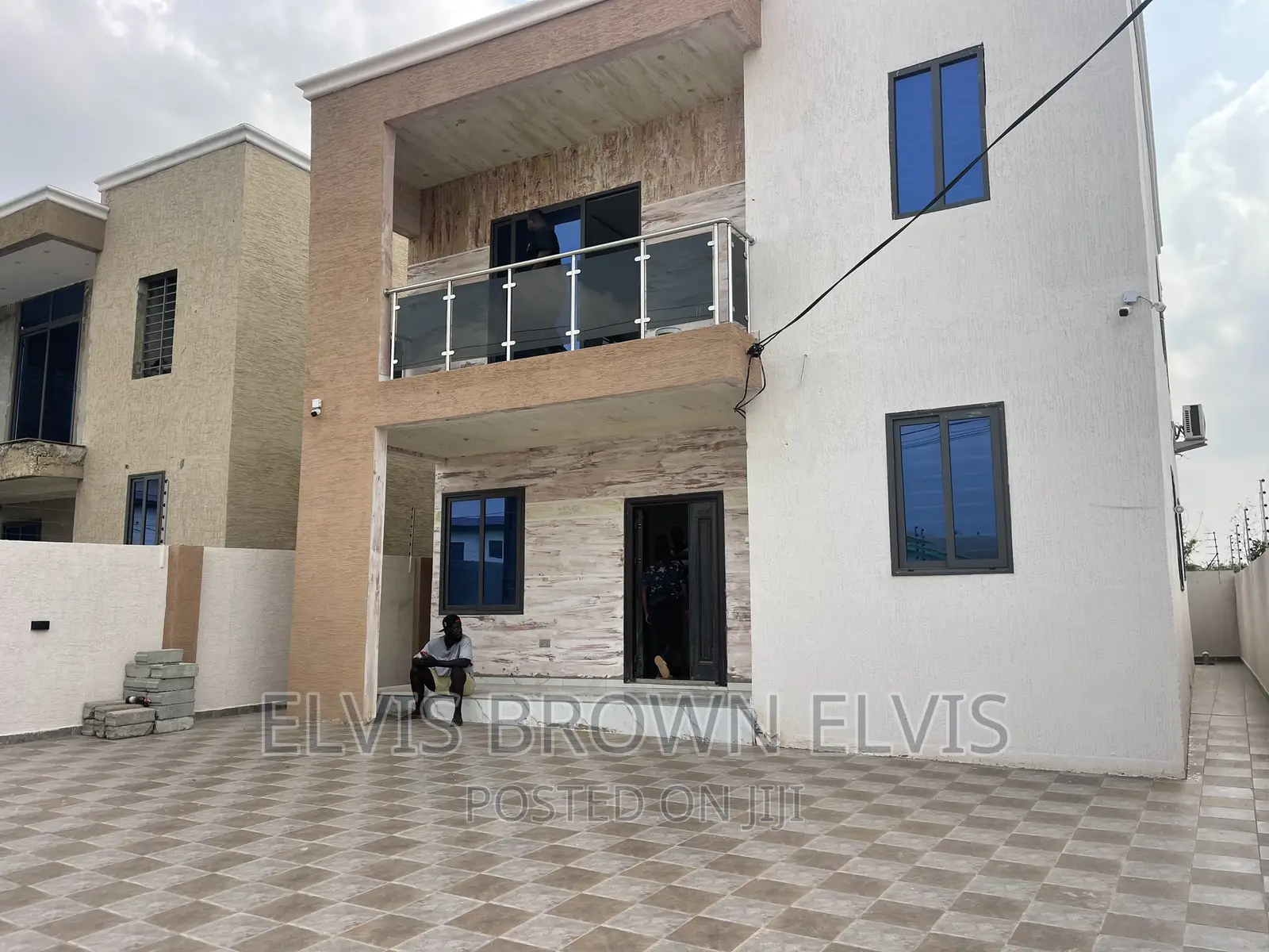 3bdrm Duplex in Botwe School for sale in Ashaley Botwe