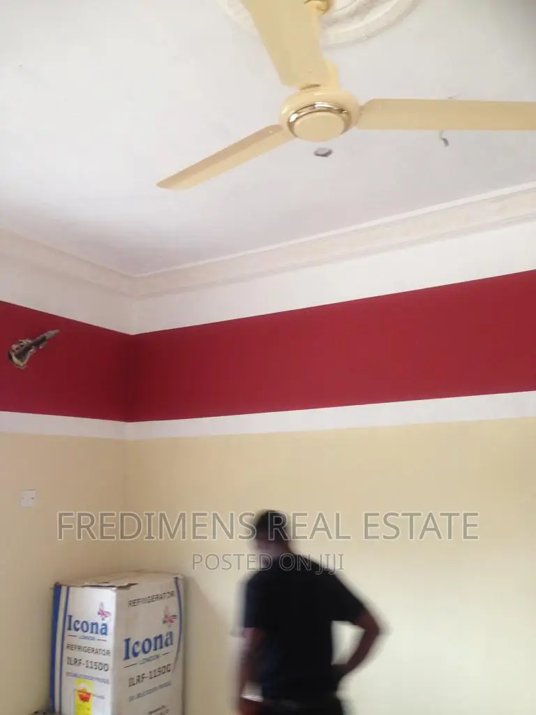 20bdrm Apartment in Fredimens Real, Kumasi Metropolitan for sale in Kumasi Metropolitan