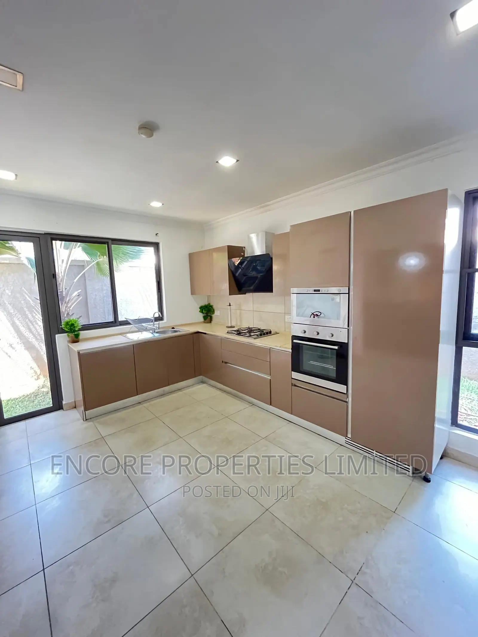 Furnished 4bdrm Townhouse / Terrace for rent in Airport Residential Area