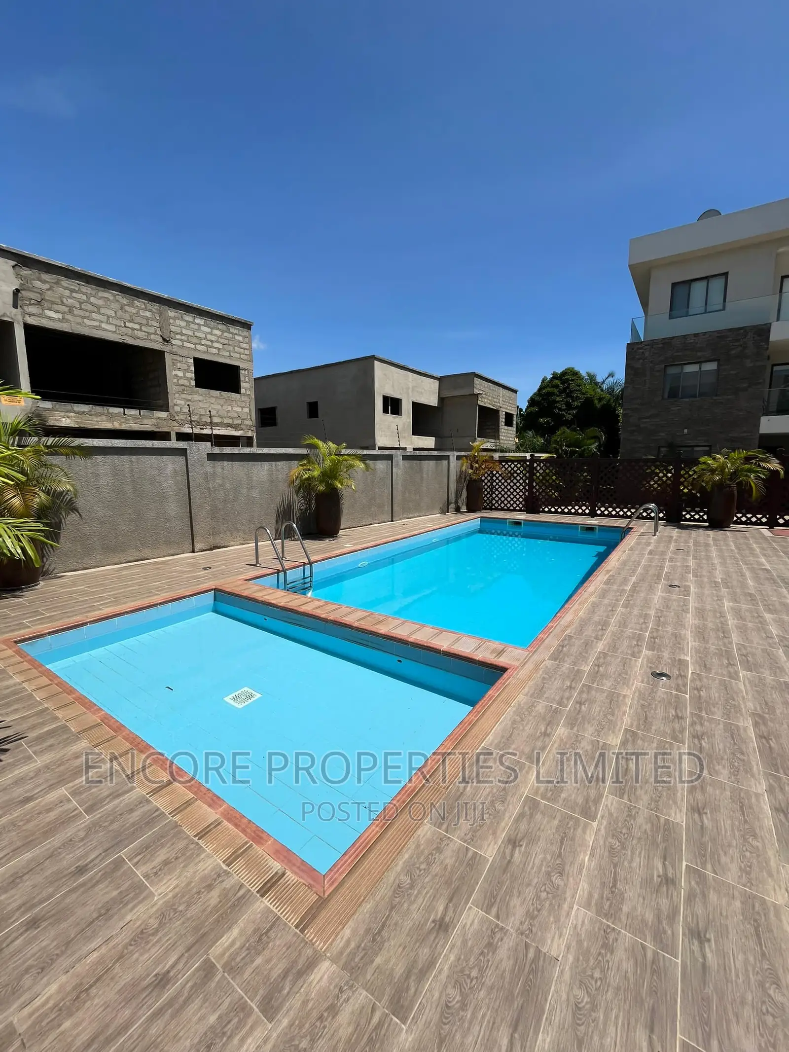 Furnished 4bdrm Townhouse / Terrace for rent in Airport Residential Area