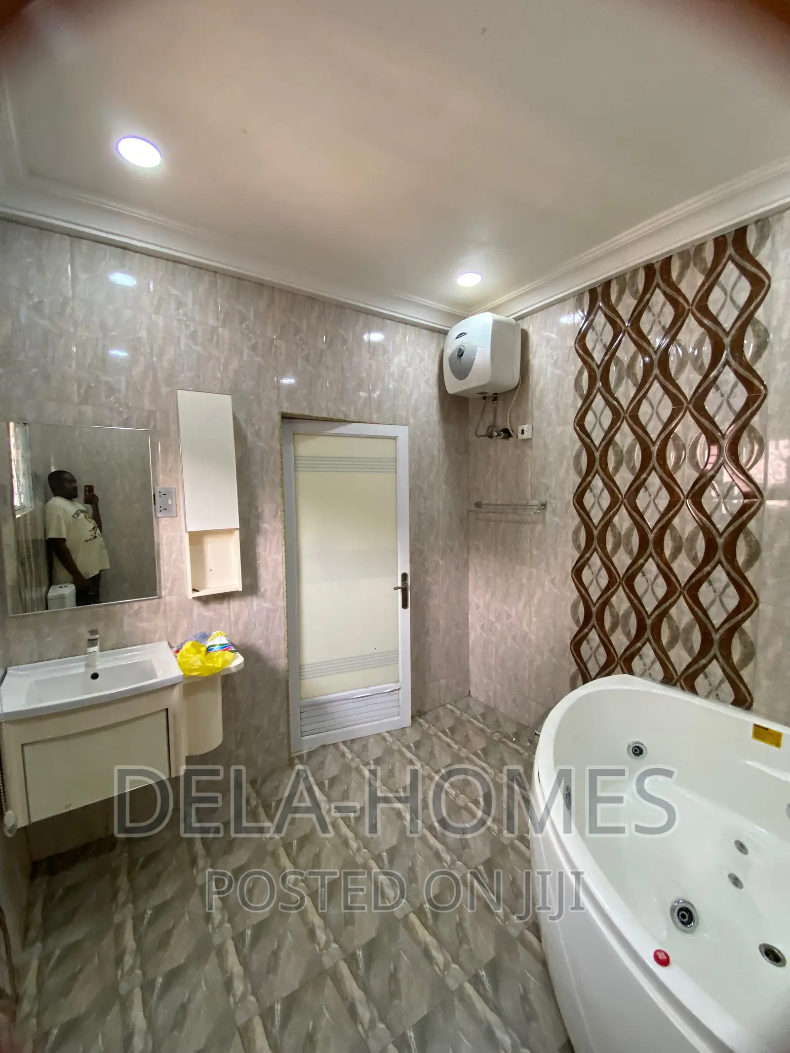 4bdrm Duplex in Ajringanor, Adjiriganor for rent in Adjiriganor