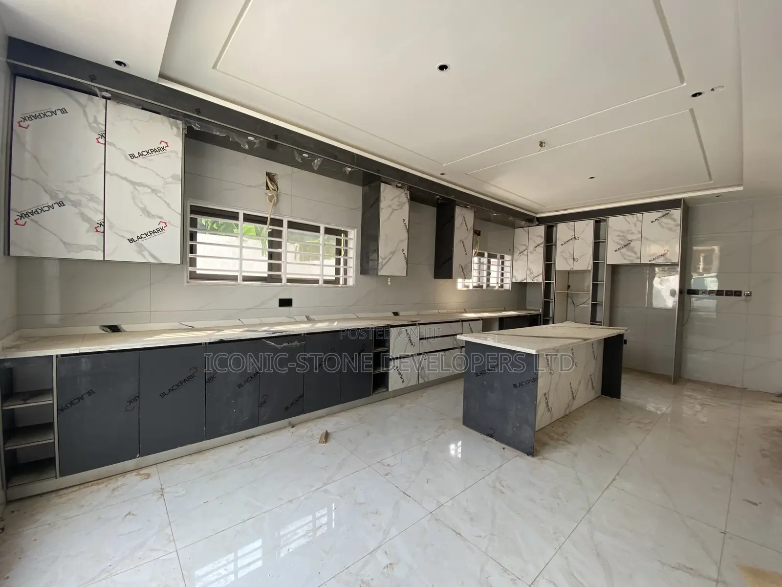 4bdrm Duplex in Adenta for sale in Adenta