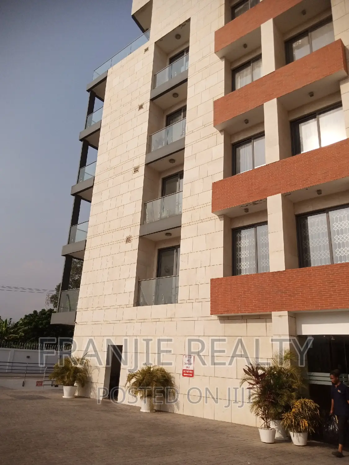Furnished 2bdrm Apartment in Franjie Realty, Airport Residential Area in Airport Residential Area